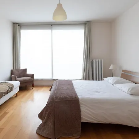 Casa vacanze Paris-maison-appartement-7 Chambres Métro Jourdain Parigi